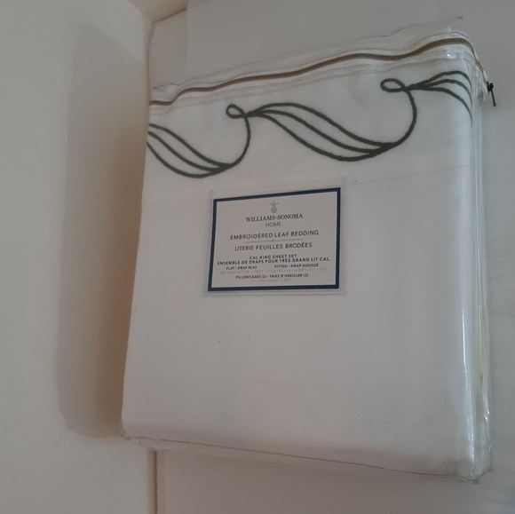 Williams Sonoma Linen Embroidered Leaf California King Sheet Set - Picture 3 of 13